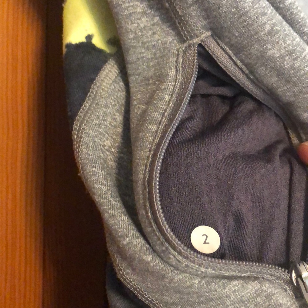 {Lululemon} Jacket - Picture 5 of 5